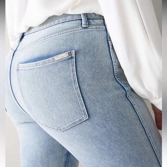 WHBM High-Rise Sculpt Destructed Straight - Picture 3 of 7